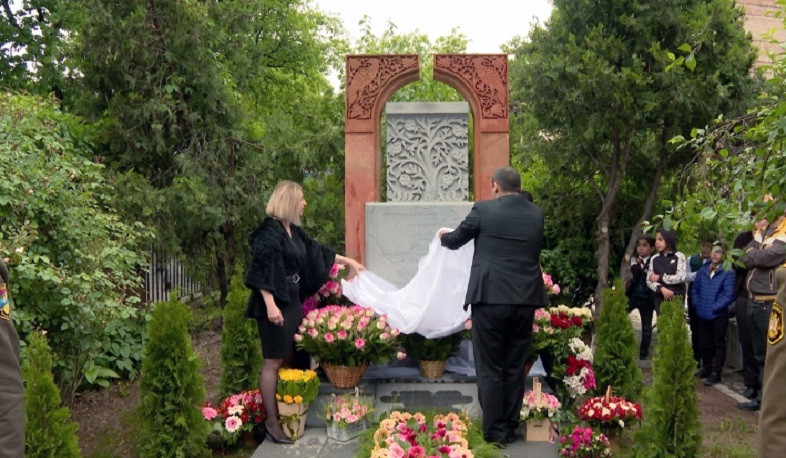 Չեխովի դպրոցի բակում բացվել է հուշակոթող՝ ի հիշատակ հերոս սաների