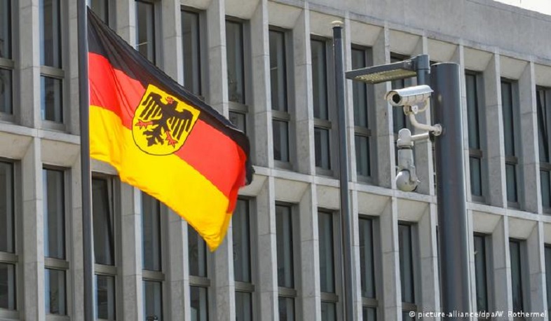 МВД Германии объявило об аресте трех дипломатов ЕС
