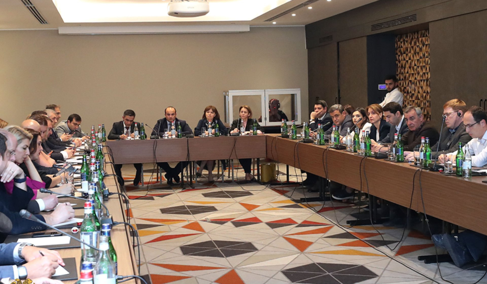 Պետություն-մասնավոր հատված երկխոսության ակտիվացման նպատակով Նարեկ Մկրտչյանը հանդիպում է ունեցել գործարար համայնքի հետ