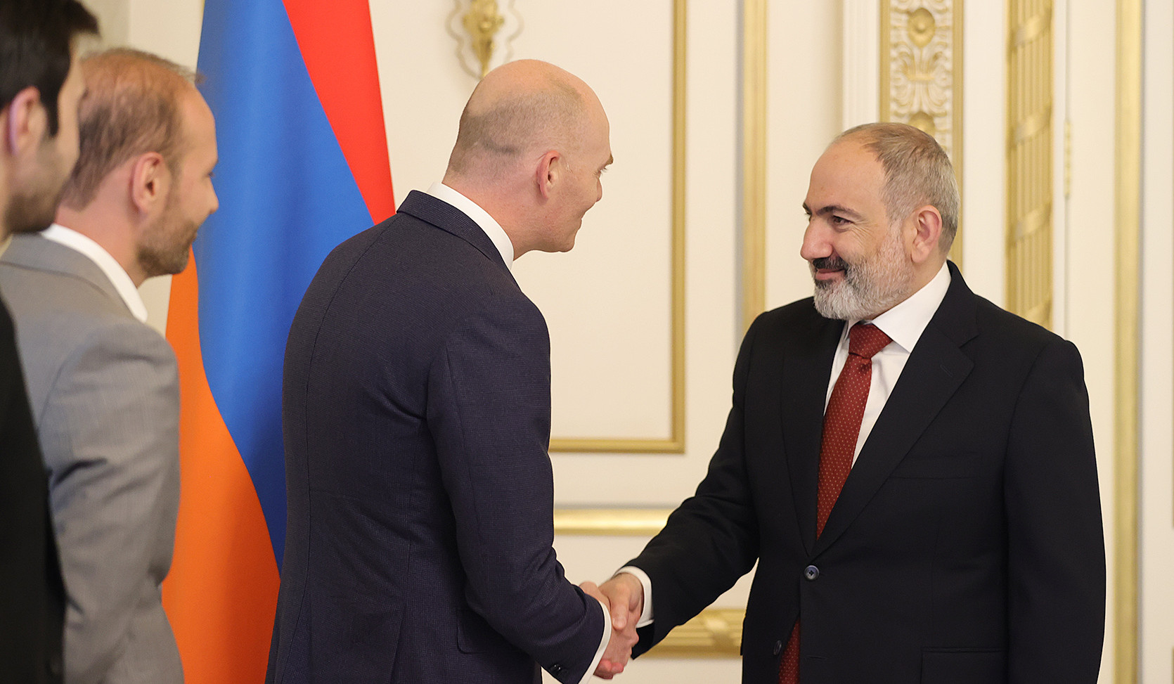 PM Pashinyan receives Executive Director of World Trade Centers Association