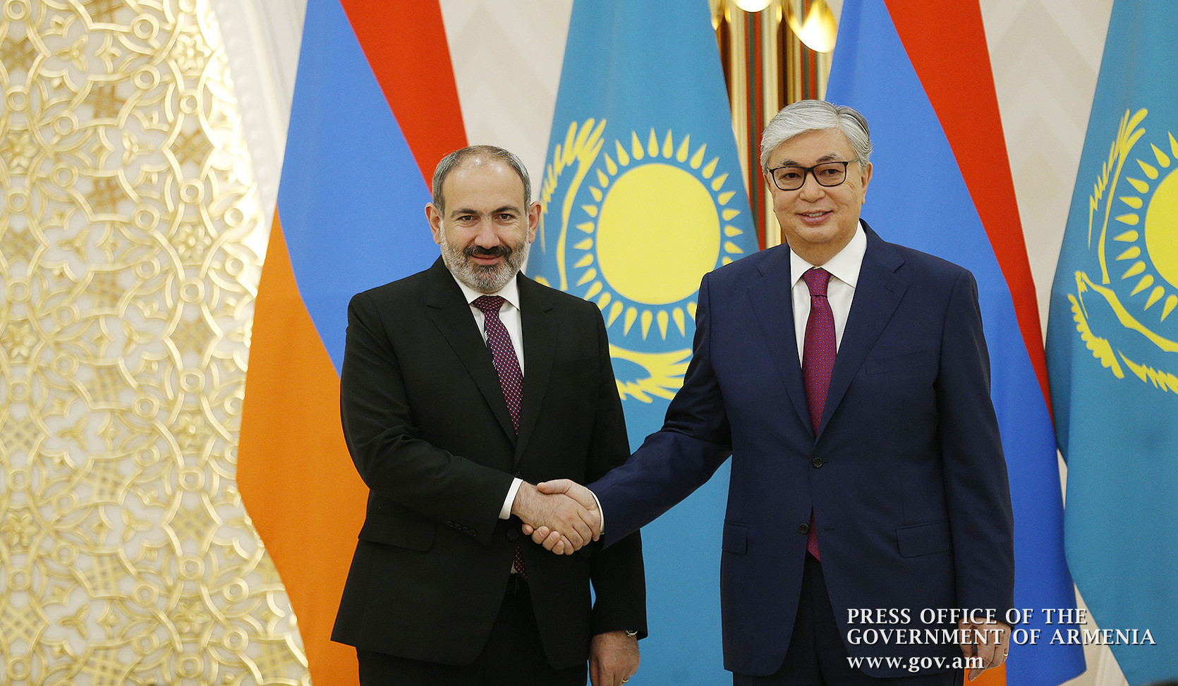 Никол Пашинян направил поздравительное послание президенту Казахстана по случаю дня рождения