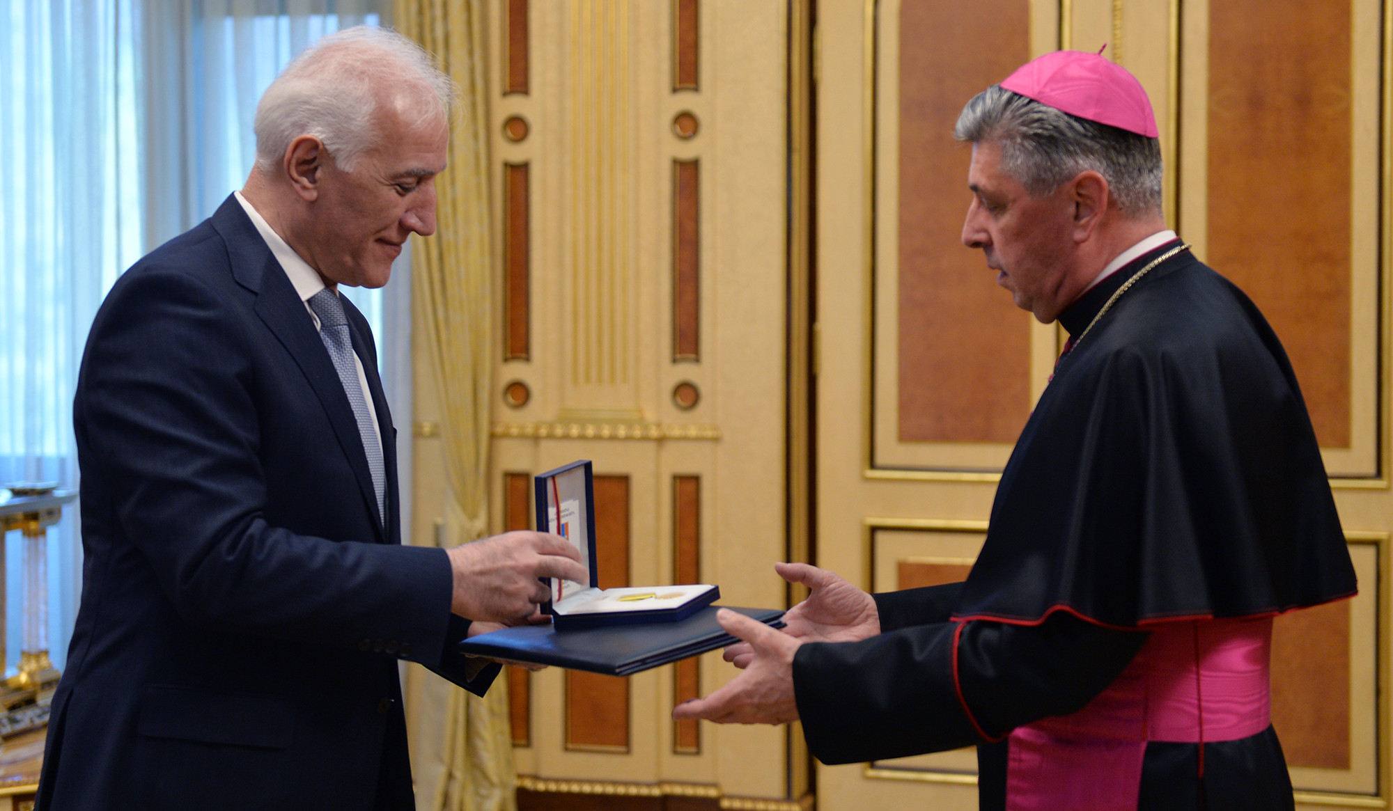 President presented state award to Apostolic Nuncio of Holy See in Armenia