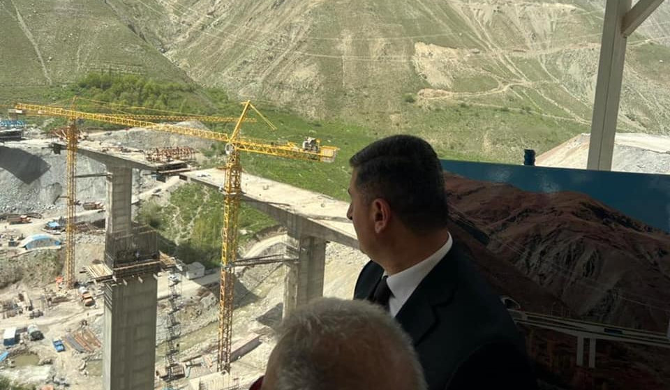 ՏԿԵ նախարարն այցելել է Թեհրան-Շոմալ նոր ավտոմայրուղի. Սանոսյանին է ներկայացվել ճանապարհների և թունելների կառուցման իրանական փորձը