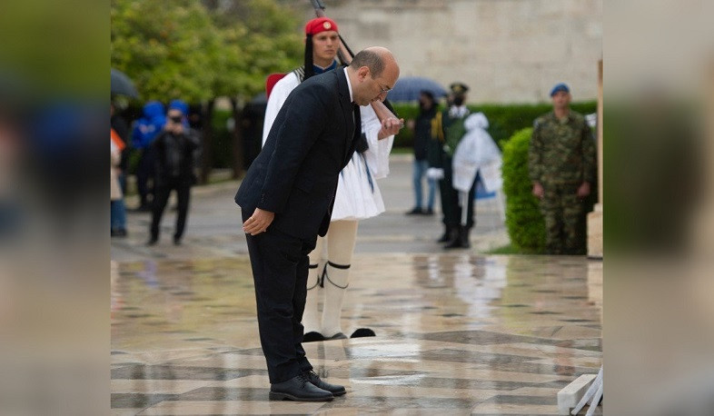 Պոնտոսի և փոքրասիական հույների ցեղասպանությունն իրականացվել է Հայոց ցեղասպանությանը զուգահեռաբար և ի շարունակություն. Տիգրան Մկրտչյան