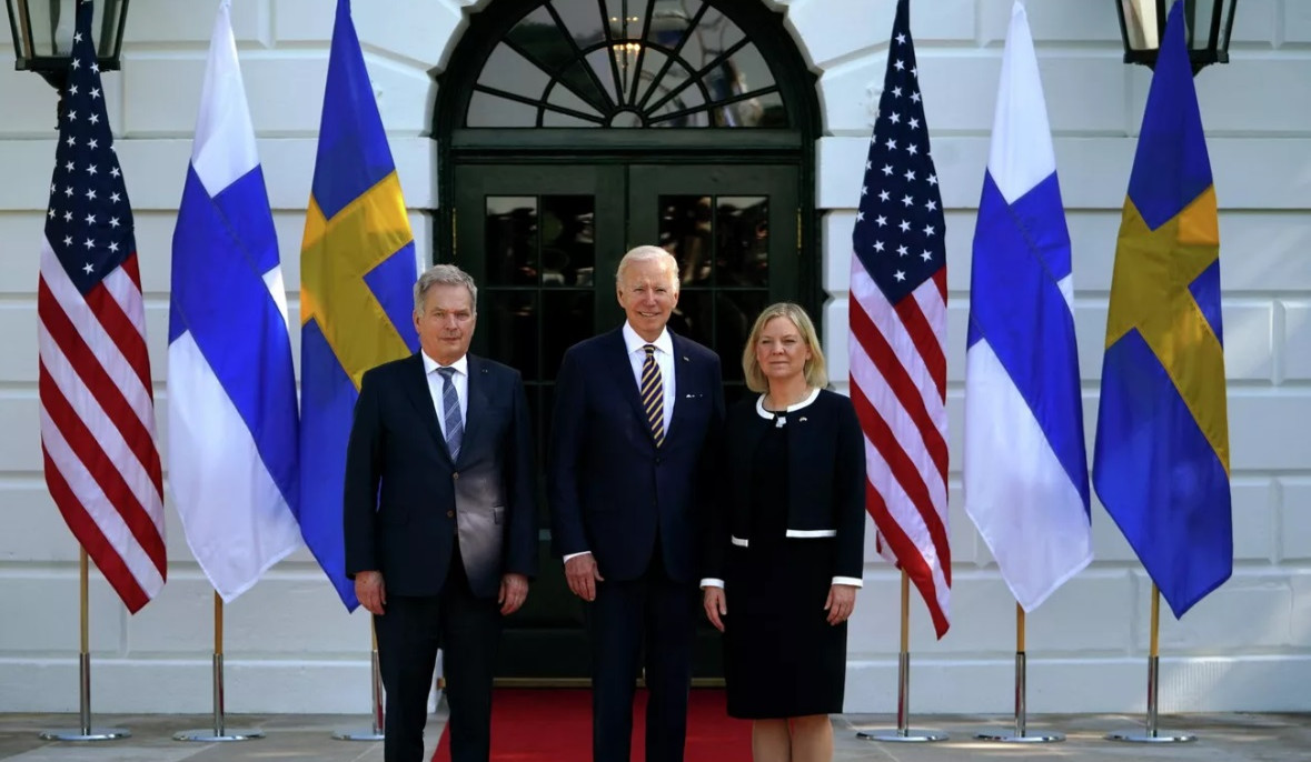 Байден принял лидеров Финляндии и Швеции в Белом доме