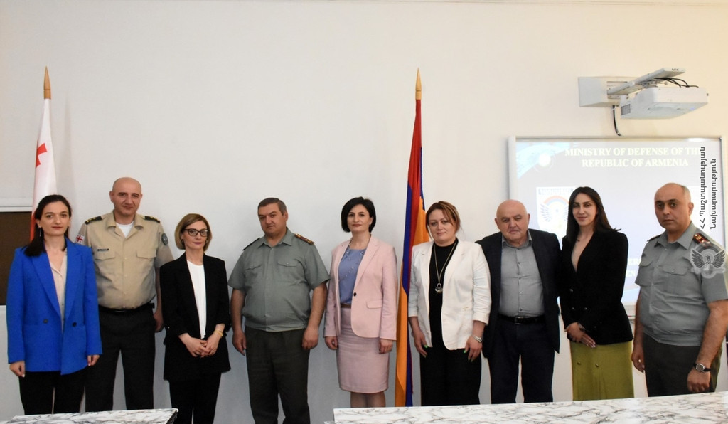 Sides attached importance to ensuring continuity of Armenian-Georgian cooperation in defense area