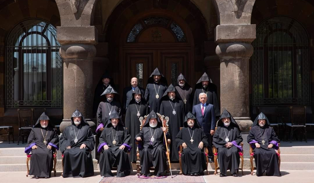 Աշխարհաքաղաքական իրադարձությունների համատեքստում ՀՀ իշխանություններին և համազգային կառույցներին հարկ է զգոնություն դրսևորել. Գերագույն հոգևոր խորհուրդ