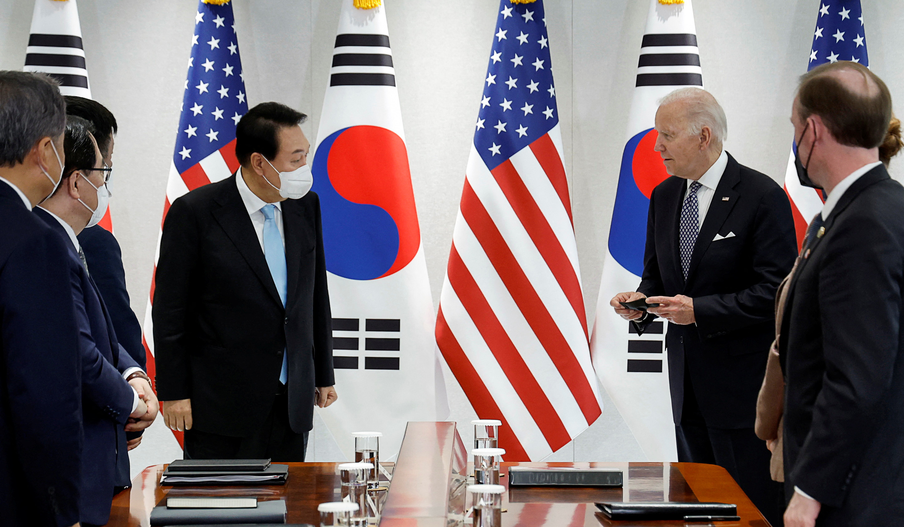 ԱՄՆ-ի և Հարավային Կորեայի նախագահները դատապարտել են ԿԺԴՀ-ի հրթիռային փորձարկումները
