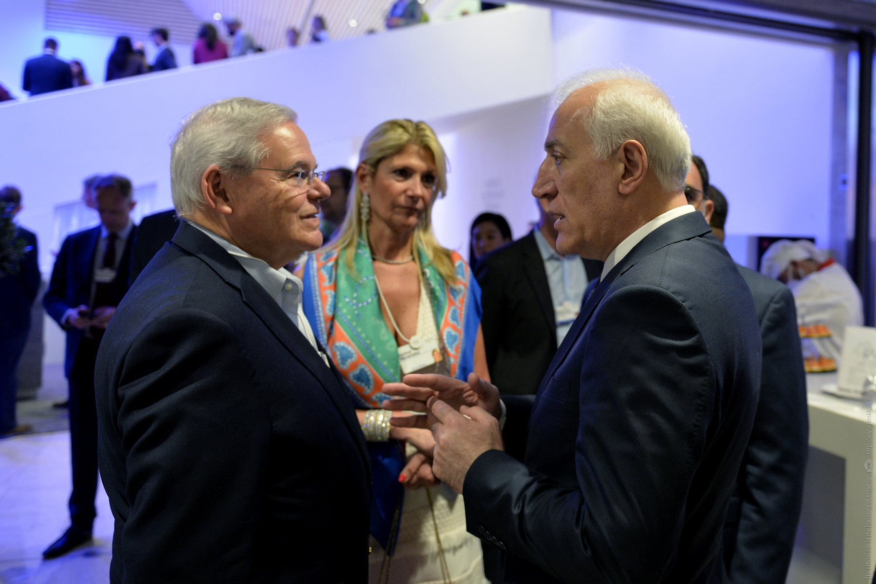 Vahaqn Xaçaturyan Davosda Dünya İqtisadi Forumunun açılışında iştirak edib