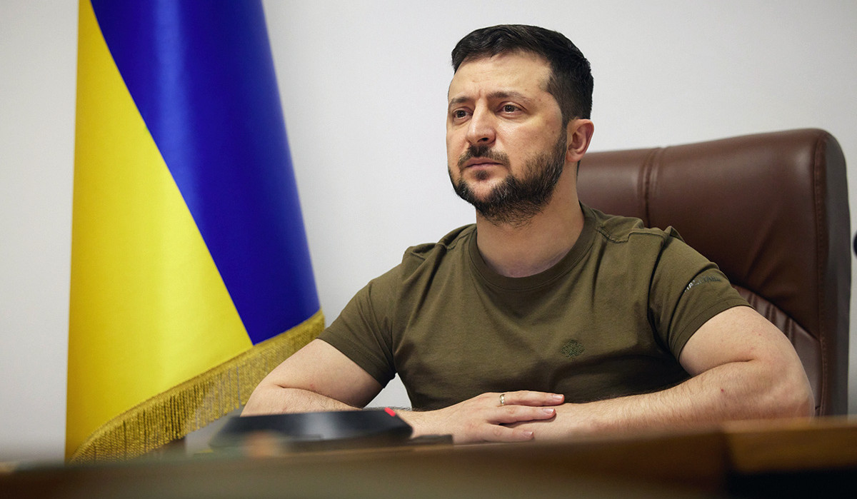 Ukraine's Zelenskyy says he would meet with Putin to end the situation