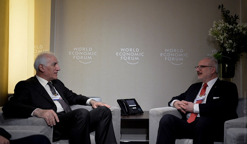 Հայաստանի և Լատվիայի նախագահները քննարկվել են տարածաշրջանում տևական և կայուն խաղաղության հաստատման հեռանկարները