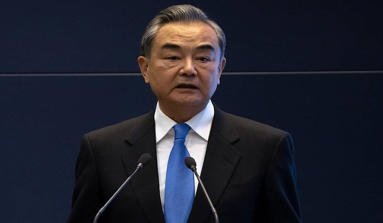 Глава МИД КНР высказался за зеленый коридор для экспорта зерновых из России и с Украины