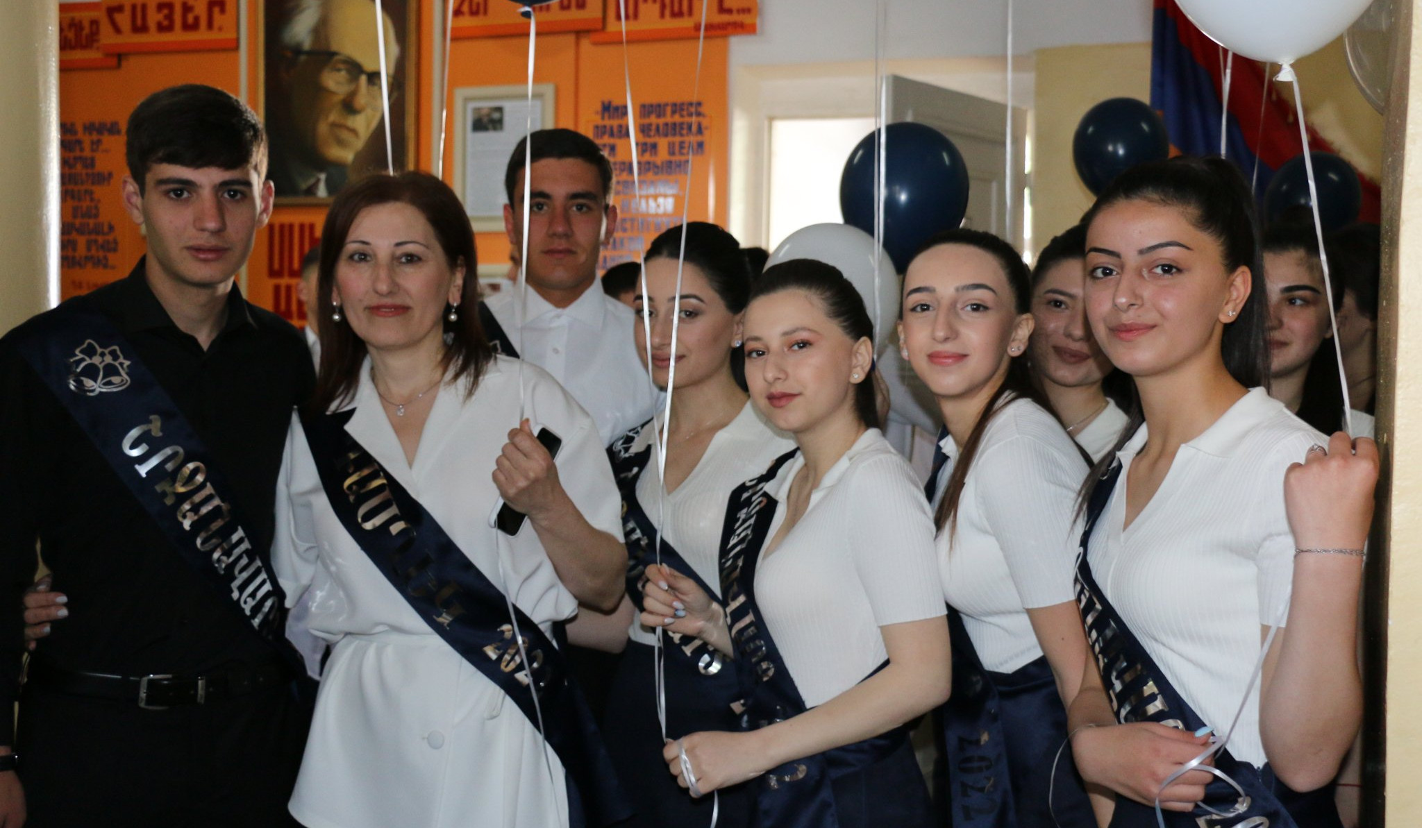 Այսօր Արցախի դպրոցներում հնչում է Վերջին զանգը. ԿԳՄՍ նախարարը շնորհավորական ուղերձ է հղել