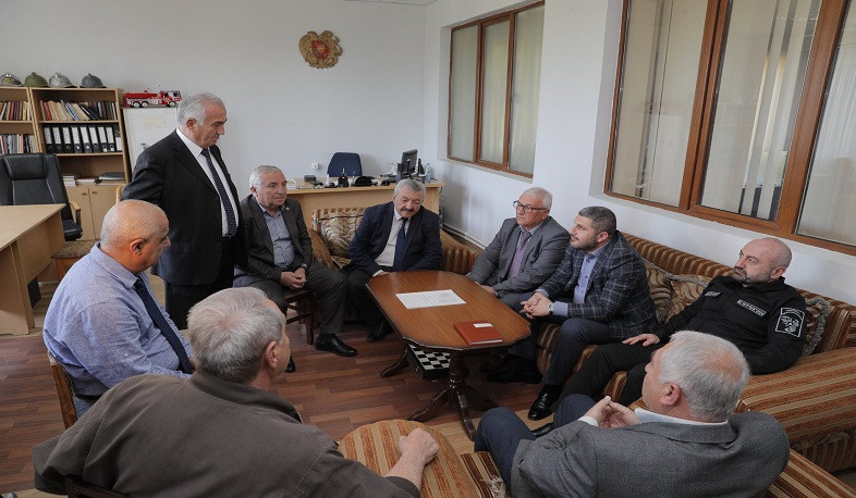 ԱԻ նախարարը հանդիպել է «ՀՀ ԱԻՆ վետերանների խորհուրդ» ՀԿ-ի անդամների հետ