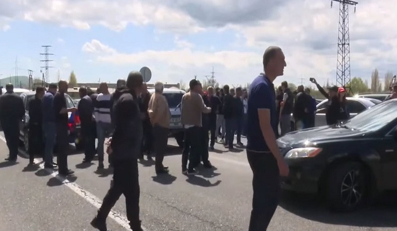 Ընդդիմադիր ուժերն ավտոերթեր են իրականացրել մարզերում, փորձել ճանապարհներ փակել