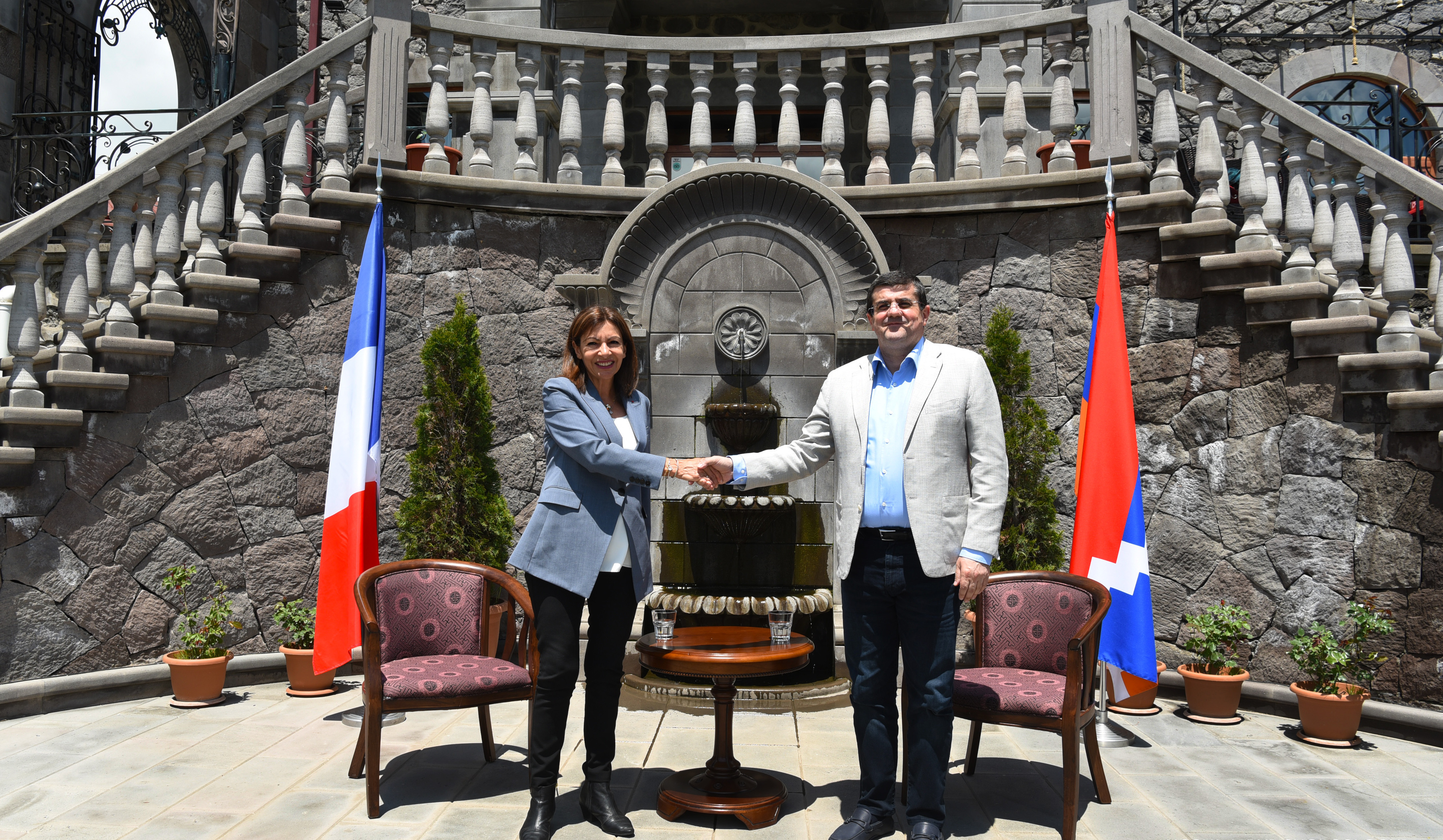 Artsax Prezidenti Paris merinin başçılıq etdiyi nümayəndə heyətini qəbul edib