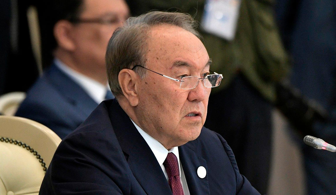 Nazarbayev supports constitutional changes regarding his status