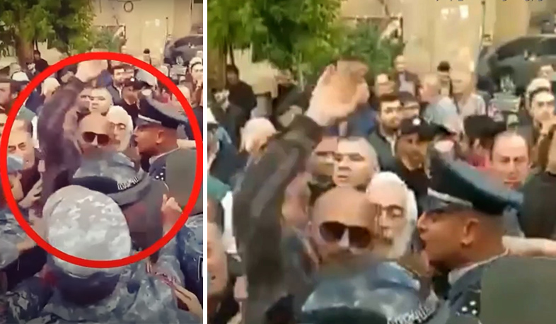 Ընդդիմության հավաքի մասնակիցներից մեկը հայհոյել է ոստիկանին, իջեցրել է վահանն ու հարվածել գլխի շրջանին. ՔԿ