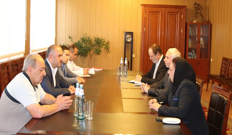 Governor of Ararat province and Ambassador of Iran to Armenia highlighted development and deepening of bilateral relations