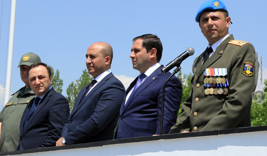 ՀՀ պաշտպանության նախարարն այցելել է Խաղաղապահ ուժերի բրիգադ. լուսանկարներ