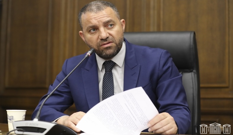 ՀՆԱ-ի ընդհանուր աճին նպաստել են առևտուրն ու ծառայությունները, արդյունաբերությունն ու շինարարությունը. Քերոբյան