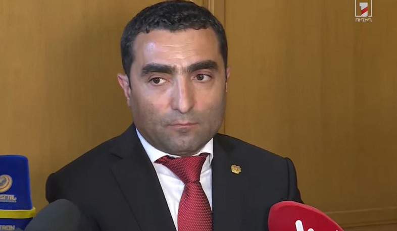 Քաղաքացիական ակտիվություն, իրավագիտակցություն դրսևորող հանրության շերտն անմասն է մնում այդ գործընթացներից. Պետրոսյանը՝ ընդդիմության ակցիաների մասին