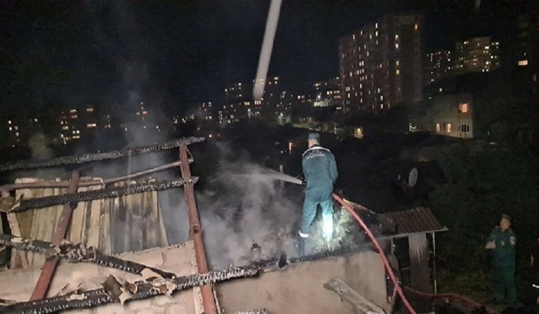 Երևանի Պարսեղով փողոցում բռնկված հրդեհը մարվել է