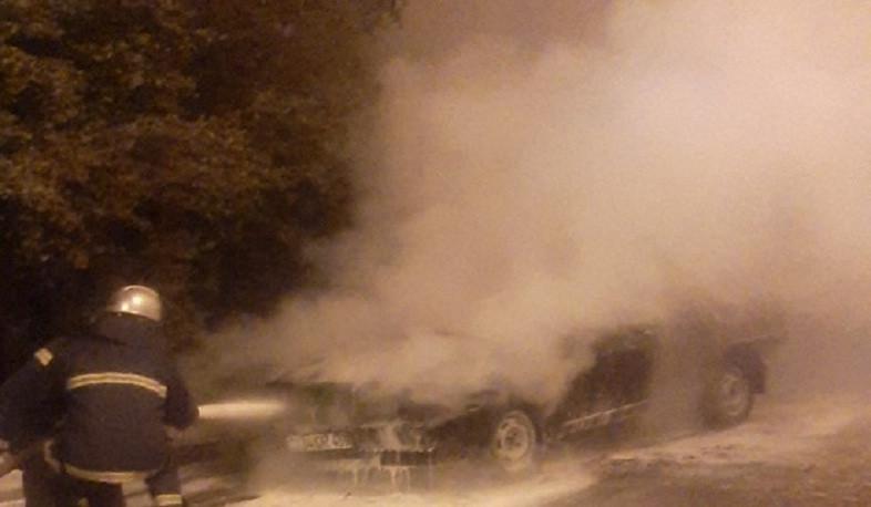 Հրդեհ Երևանում. այրվել են ավտոմեքենայի շարժիչի և սրահի հատվածները