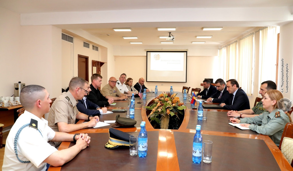 Müdafiə sahəsində Ermənistan-Amerika əməkdaşlığı ilə bağlı məsələlər müzakirə edilib