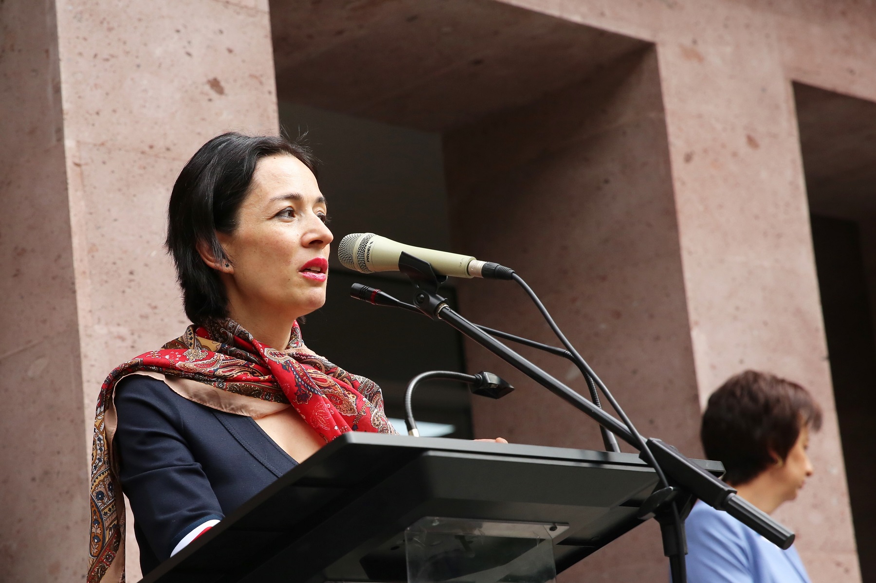 Վստահ եմ՝ բազում առիթներ ենք ունենալու՝ հպարտանալու ձեր հաջողություններով. Ժաննա Անդրեասյանը շնորհավորել է շրջանավարտներին