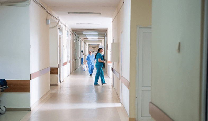 Ընդհանուր առմամբ, բժշկական կենտրոններ են դիմել 60 անձ, նրանցից 39-ը ոստիկանության ծառայողներ են եղել. ԱՆ