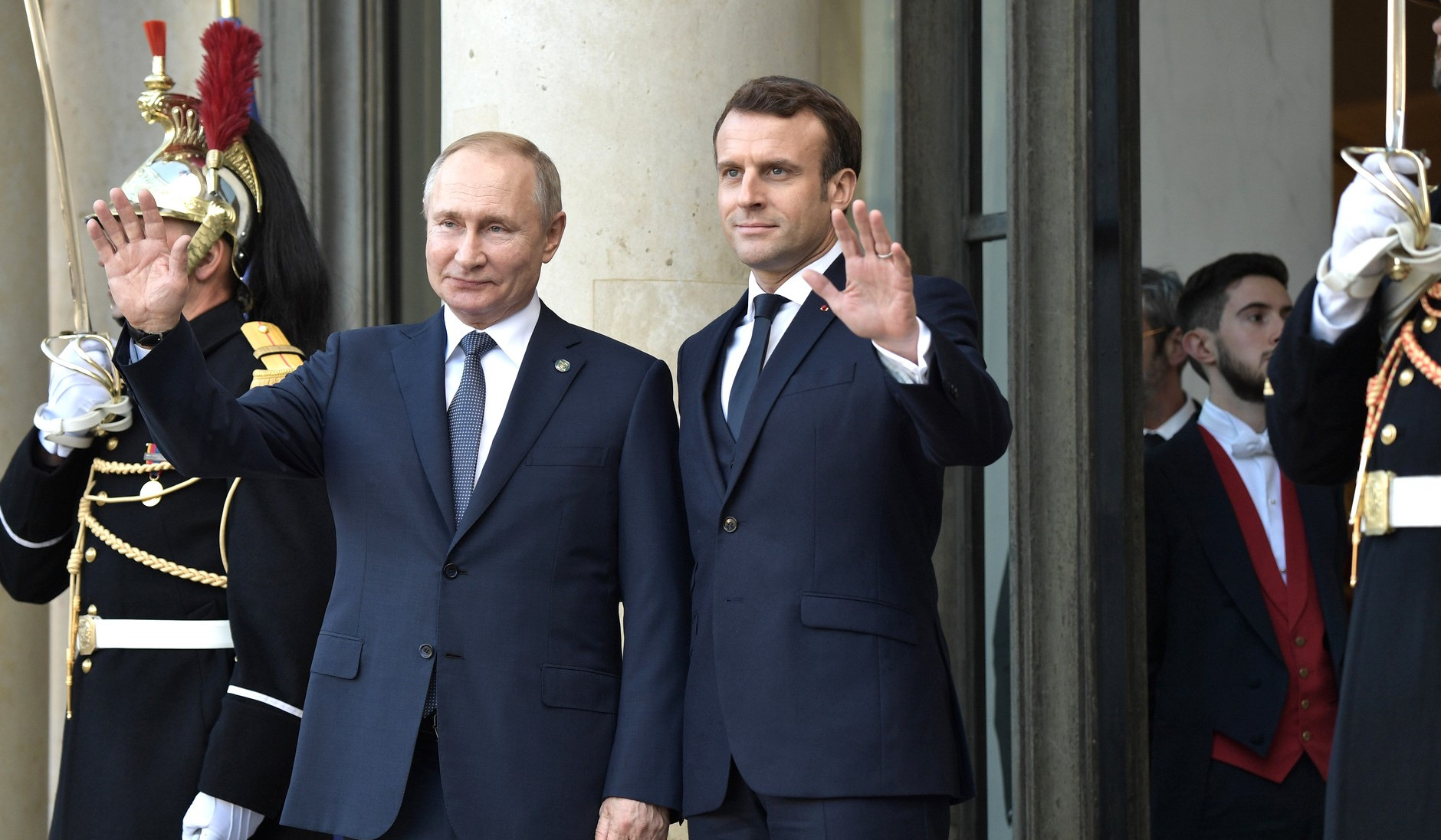 Macron says he has spent at least 100 hours in past six months in phone talks with Putin
