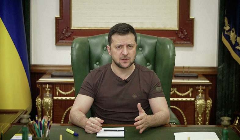 Зеленский призвал Шольца прекратить балансировать между Украиной и Россией