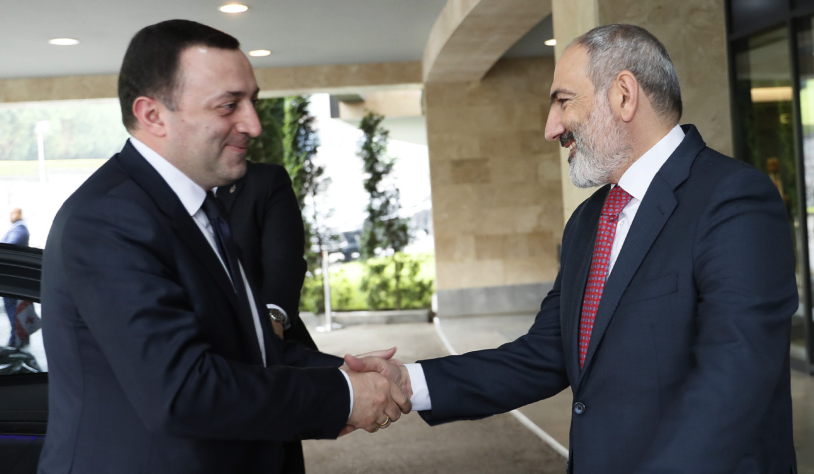 В Дилижане состоялась встреча Никола Пашиняна и Ираклия Гарибашвили