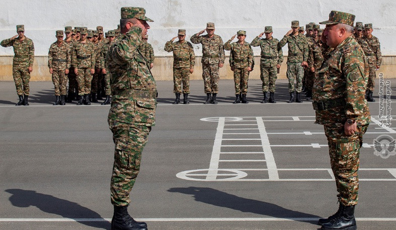 Պարգևատրման արարողություն` զորամասերից մեկում