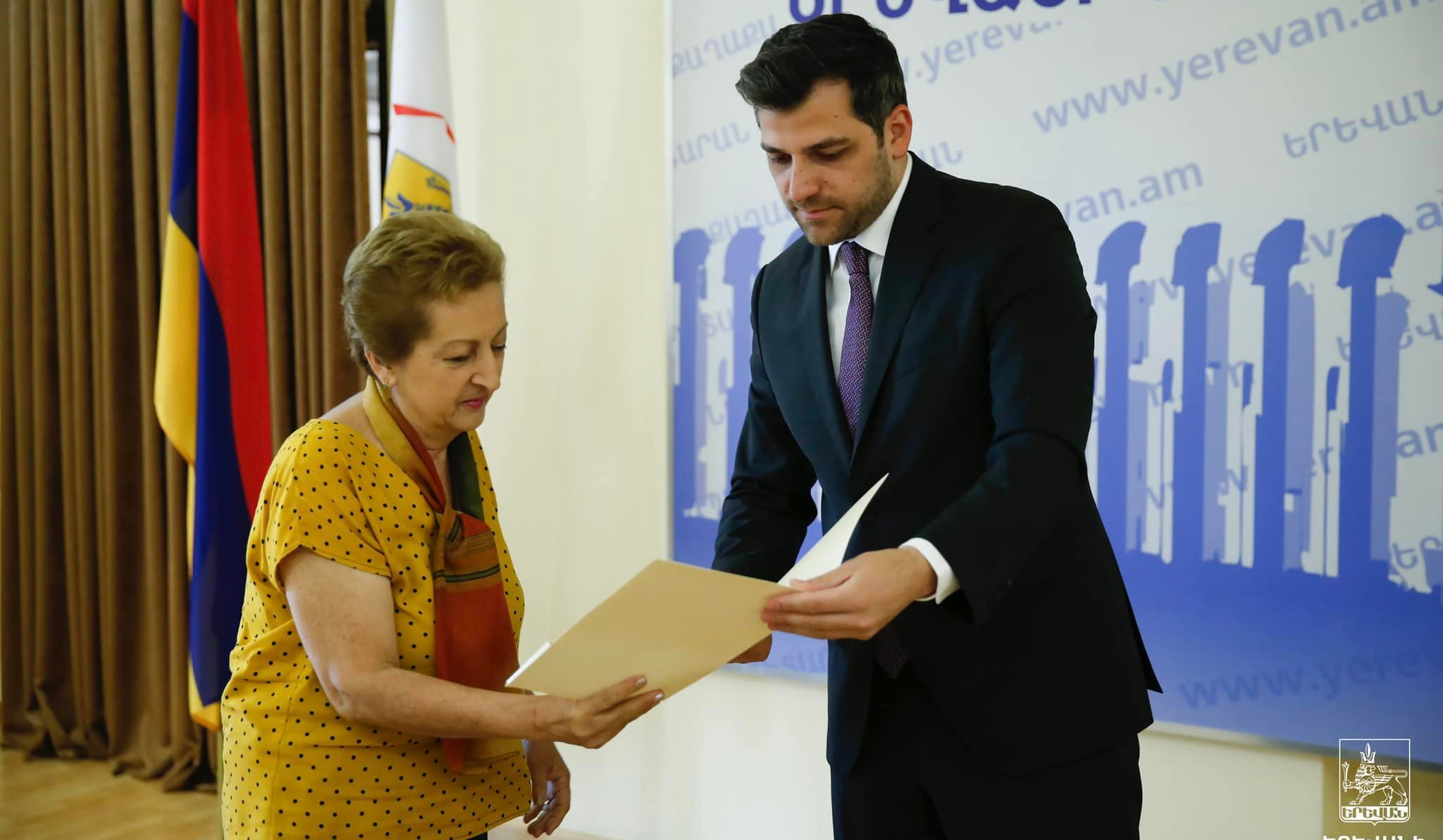 Համայնքային բուժհաստատությունների մի շարք բժիշկներ Երևանի քաղաքապետի շնորհակալագրերի են արժանացել