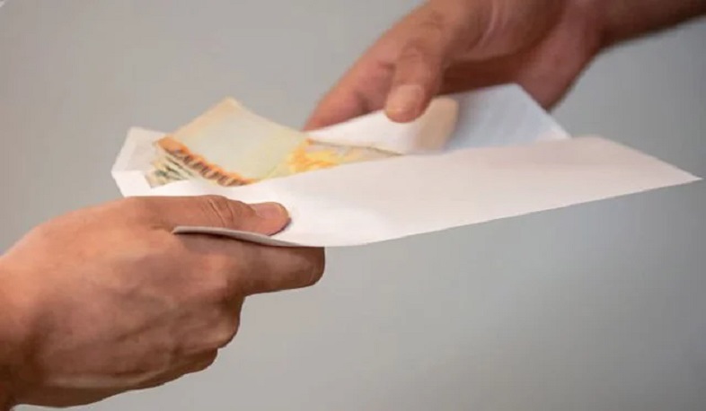 Դատախազությունը վարորդներին հորդորում է ձեռնպահ մնալ ոստիկաններին կաշառք տալու հանցավոր երևույթից
