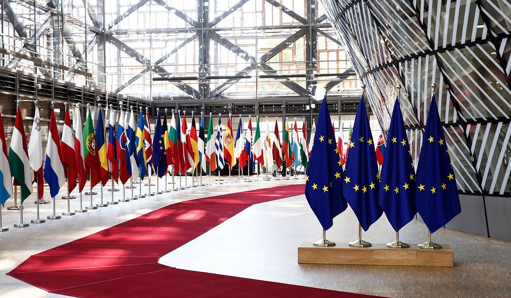 ЕС достиг консенсуса по кандидатскому статусу Украины: МИД Франции