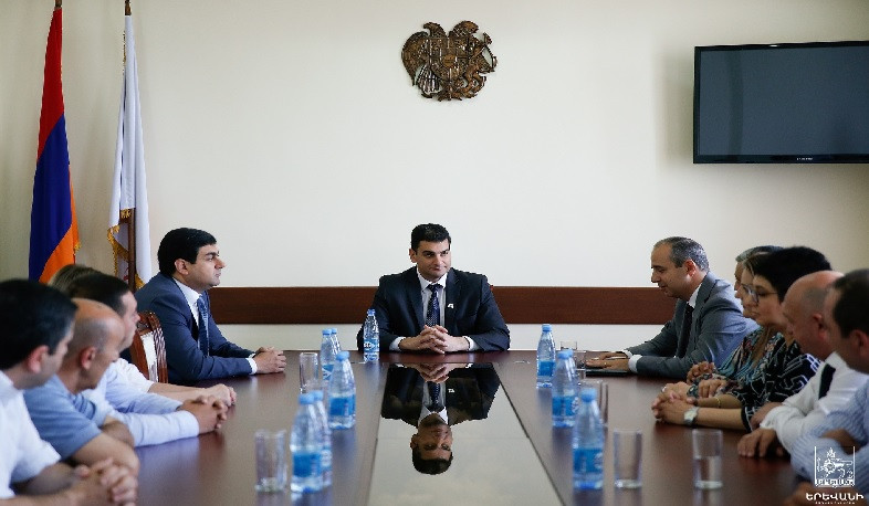 Երևանի քաղաքապետը ներկայացրել է Նոր Նորք վարչական շրջանի նորանշանակ ղեկավարին