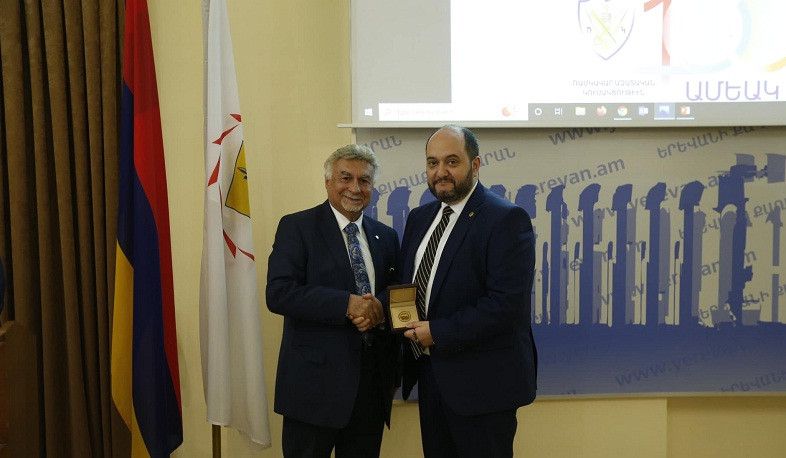 Արայիկ Հարությունյանը պարգևատրվել է ՌԱԿ 100-ամյակին նվիրված ոսկե մեդալով