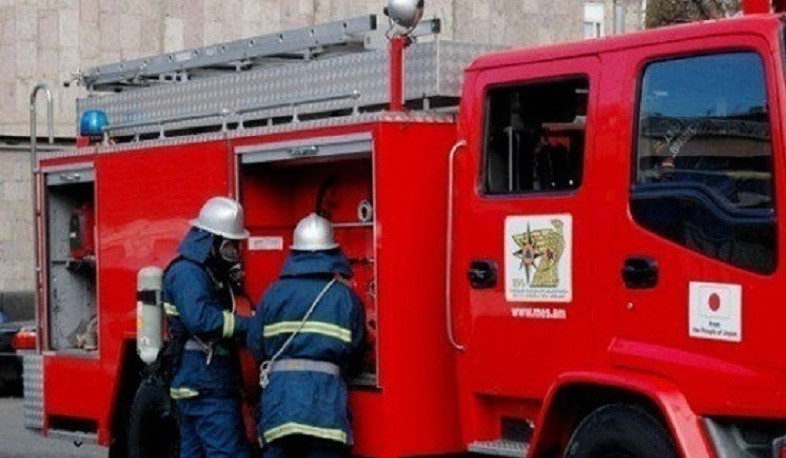 Քամու հետևանքով վնասվել են տանիքներ, կոտրվել ծառեր, ջրալցվել նկուղներ. ԱԻՆ