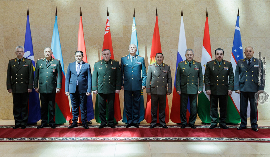 Сурен Папикян принял участие в очередном заседании Совета министров обороны государств-участников СНГ