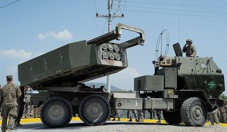 Ukraine receives HIMARS, U.S. long-range rocket systems
