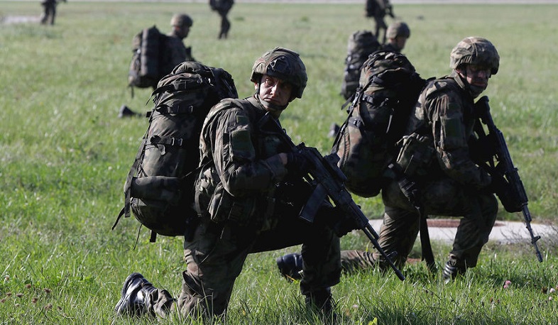 Польша увеличит численность армии в 2,5 раза