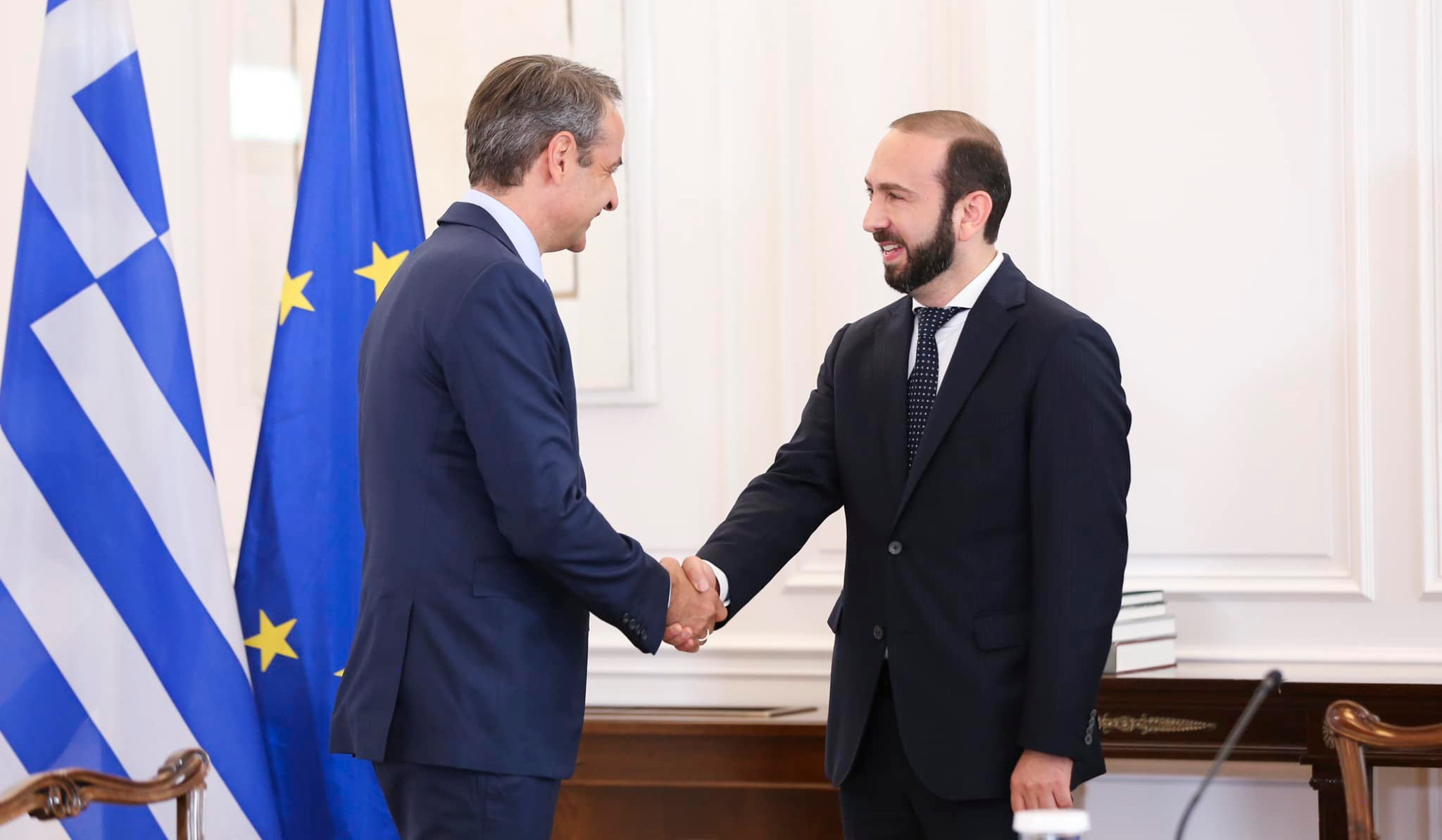 Ararat Mirzoyan's working visit to Greece kicked off