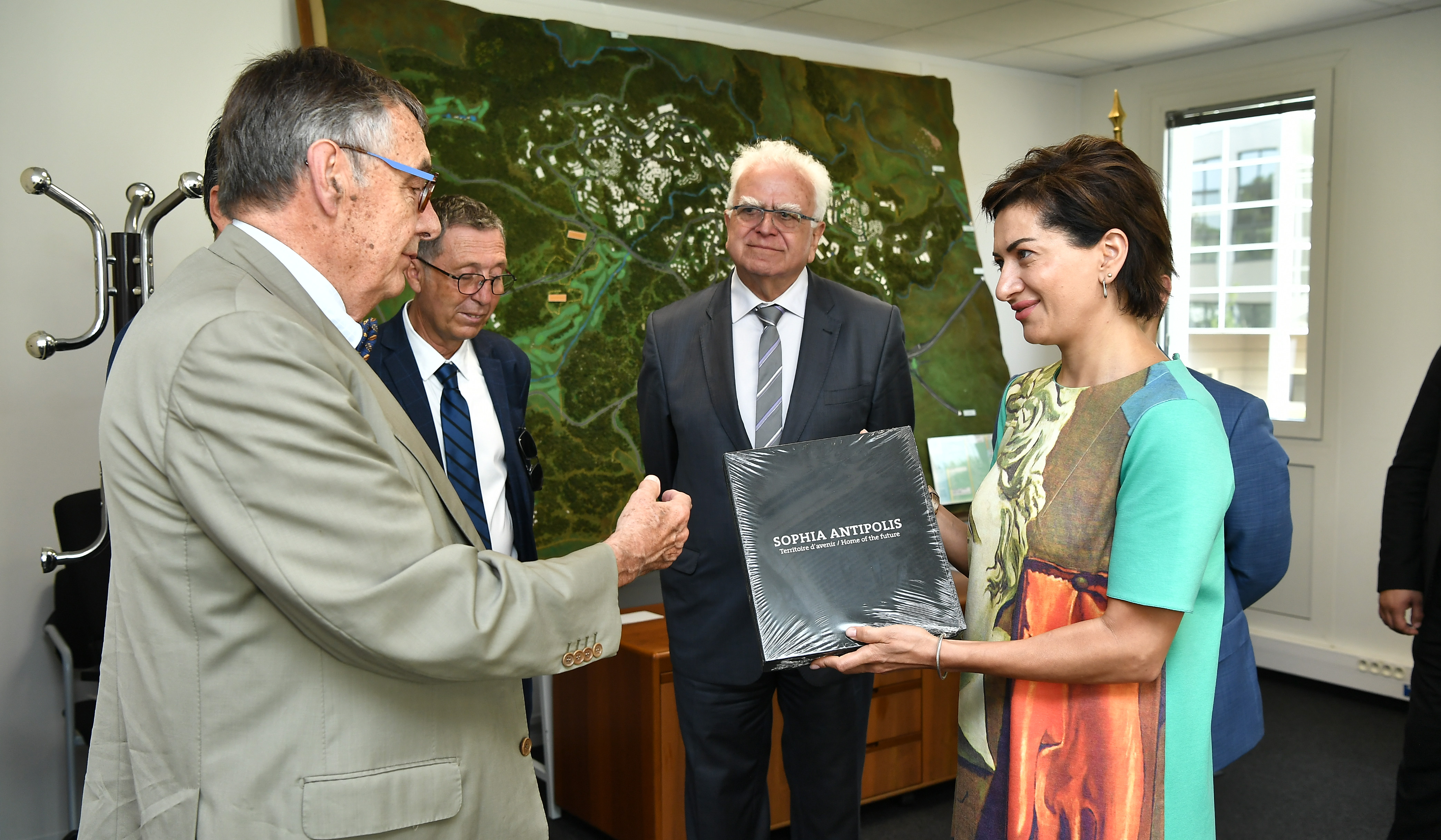 Աննա Հակոբյանն այցելել է Ալպ-Մարիտիմի տարածաշրջանի «Սոֆիա Անտիպոլիս» տեխնոպարկ