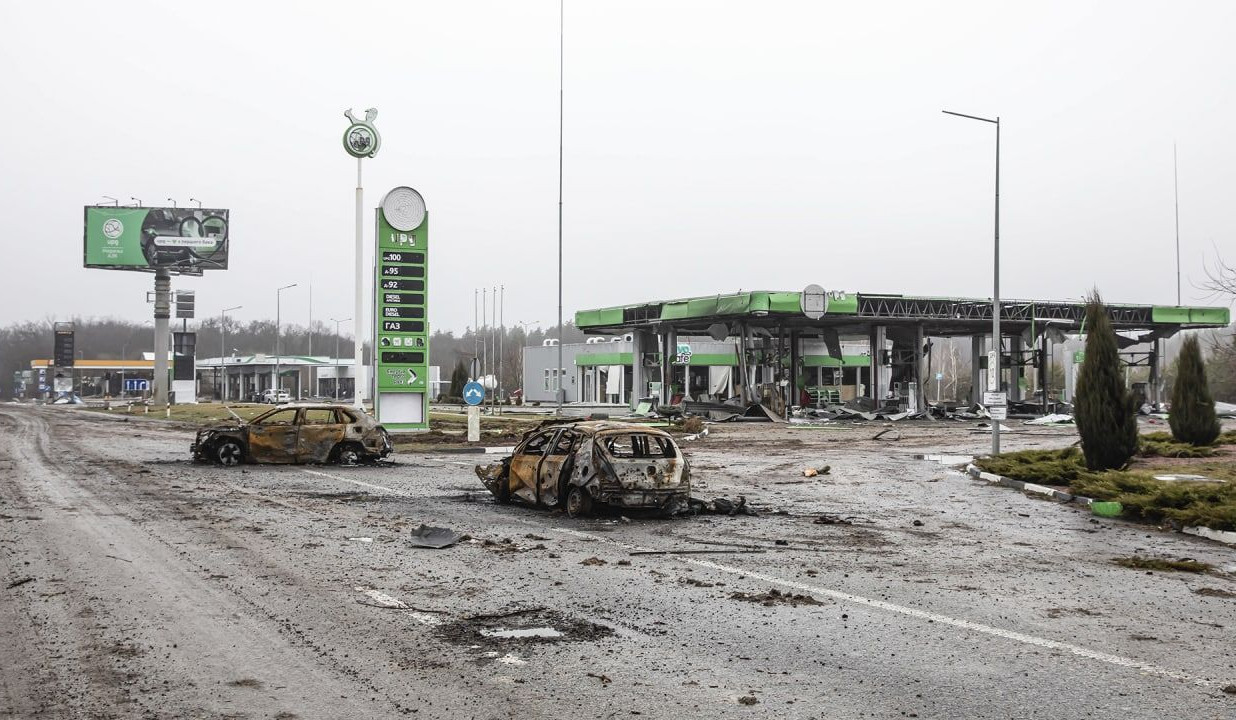 Зеленский обвинил Россию в нападении на торговый центр в Кременчуге