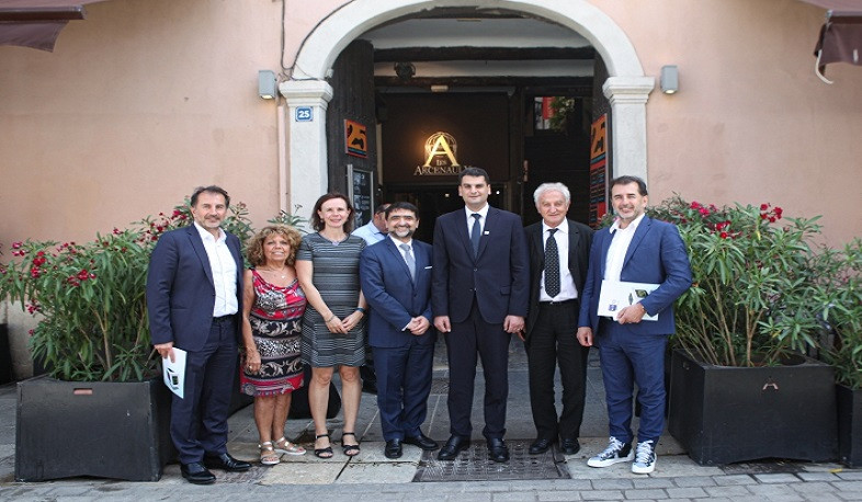 Հրաչյա Սարգսյանն այցելել է Մարսելի տրանսպորտի կառավարման կենտրոն, հանդիպել գործարարների հետ