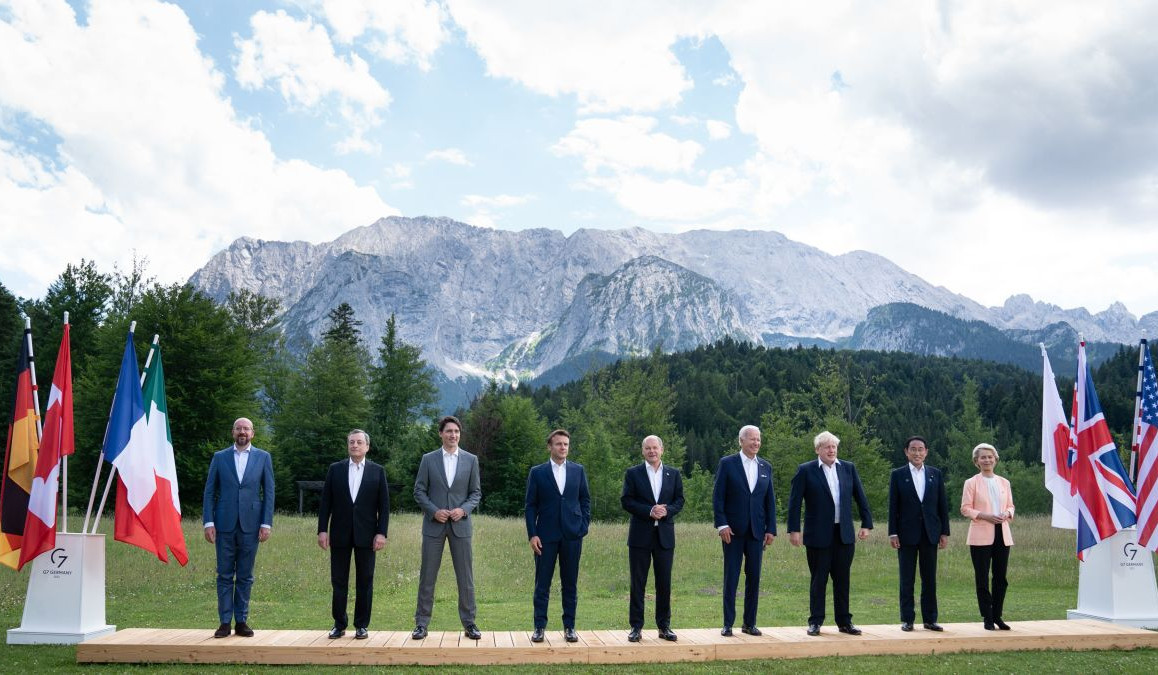 Лидеры G7 приняли итоговое заявление саммита