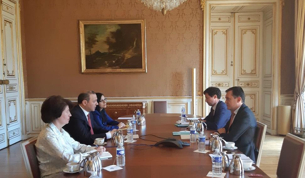 Армен Григорян и Брис Рокфейл подчеркнули необходимость всеобъемлющего урегулирования карабахского конфликта под эгидой МГ ОБСЕ